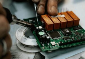 South Africa's E-Waste Challenge: Unlocking Refurbishment for Circularity