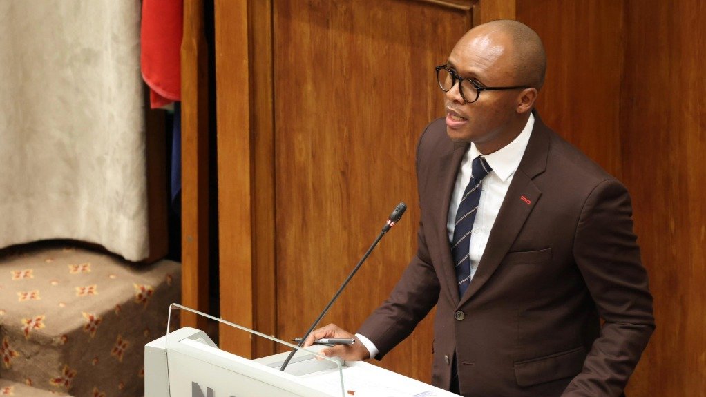 South Africa Revises AI Policy Amidst Fictitious Reference Scandal