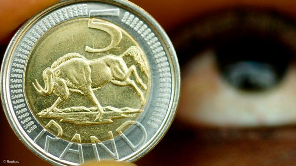South African Rand Gains as Oil Prices Dip on US-Iran Mediation Hopes