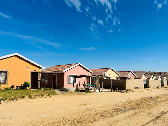 South African Reserve Bank Hikes Interest Rates, Property Market Faces Mixed Impacts